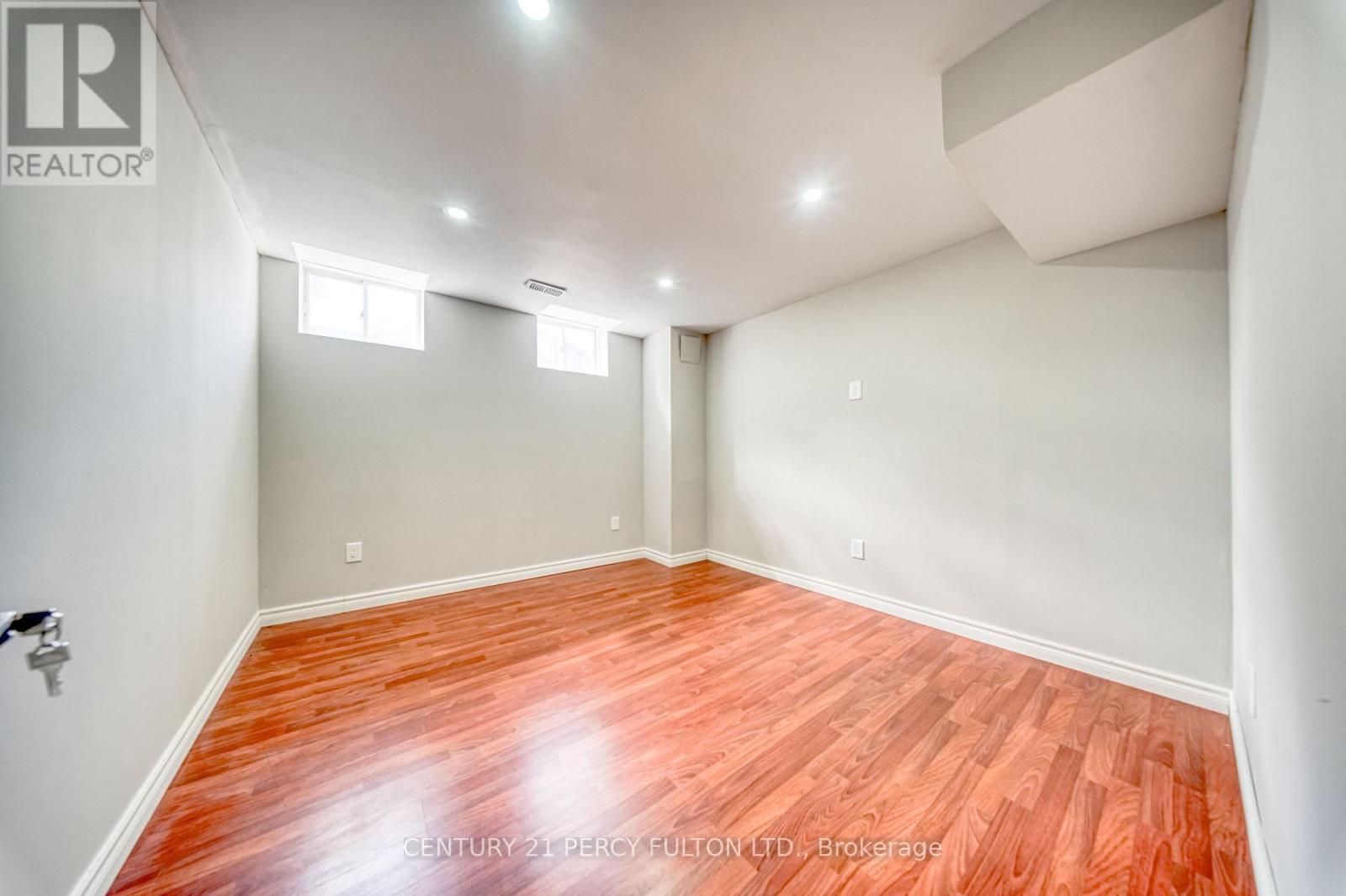1749 Liatris Drive, Pickering, Ontario  L1X 0B2 - Photo 39 - E13720332