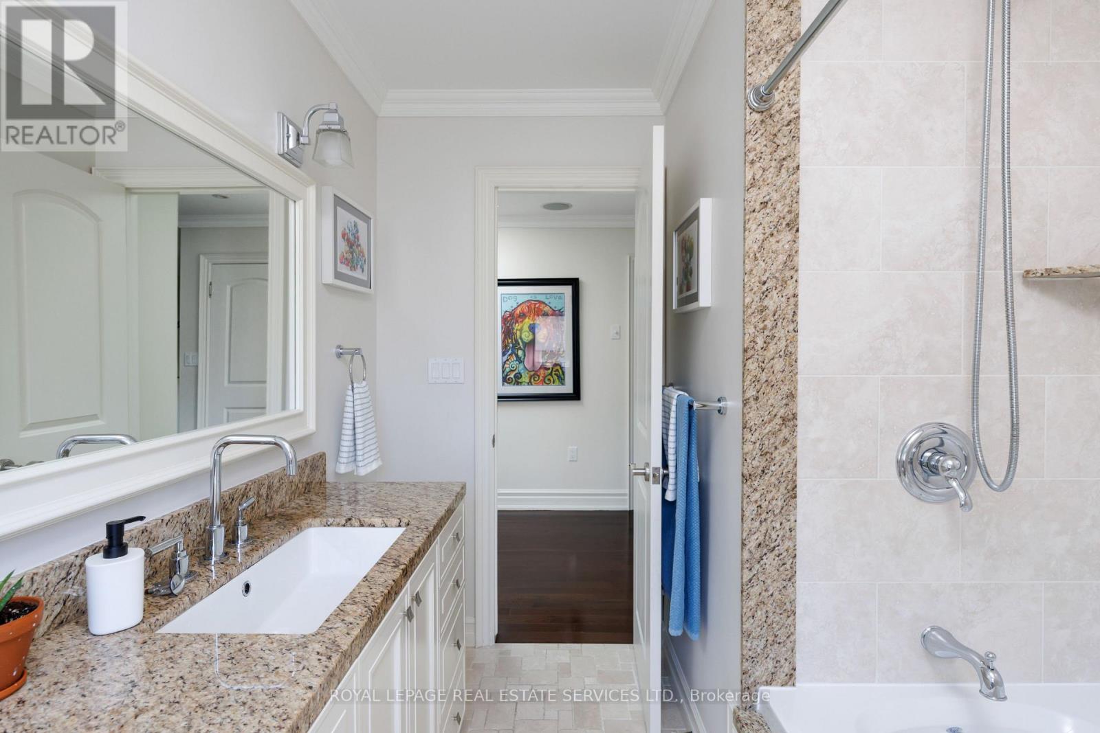 4 Springbrook Gardens, Toronto, Ontario  M8Z 3B3 - Photo 34 - W13720274