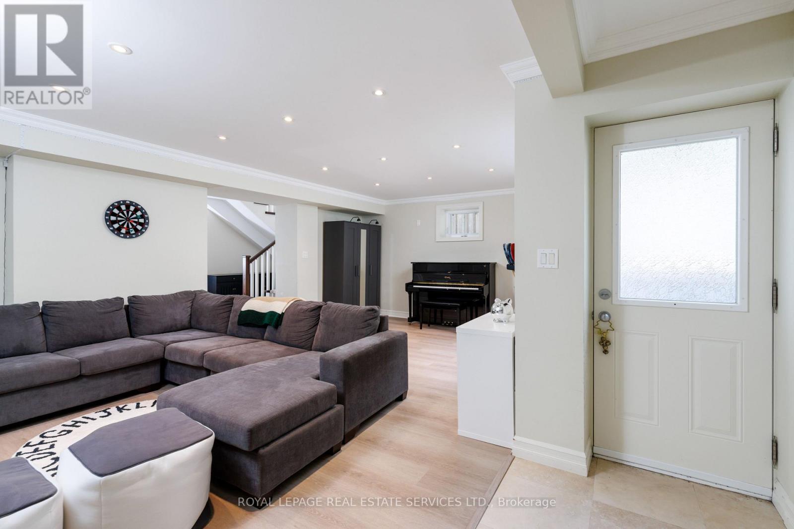 4 Springbrook Gardens, Toronto, Ontario  M8Z 3B3 - Photo 39 - W13720274
