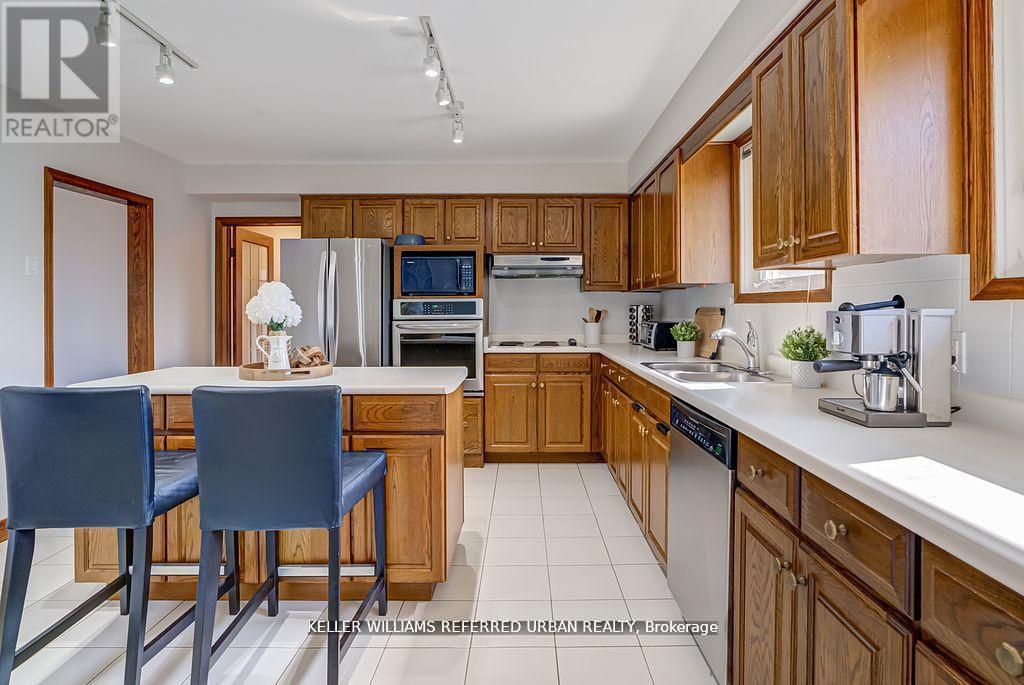 55 Tedder Street, Toronto, Ontario  M6M 4X2 - Photo 8 - W13720276