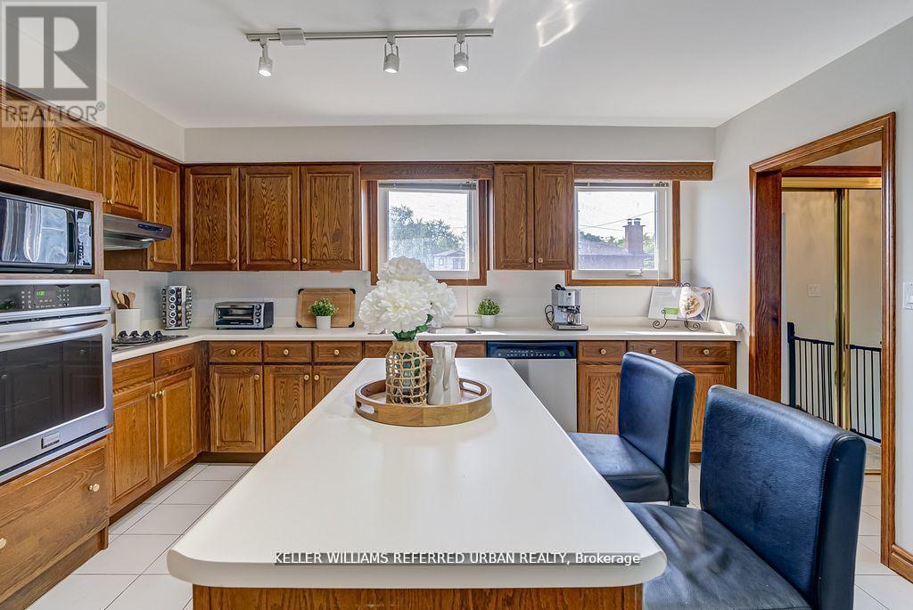 55 Tedder Street, Toronto, Ontario  M6M 4X2 - Photo 9 - W13720276