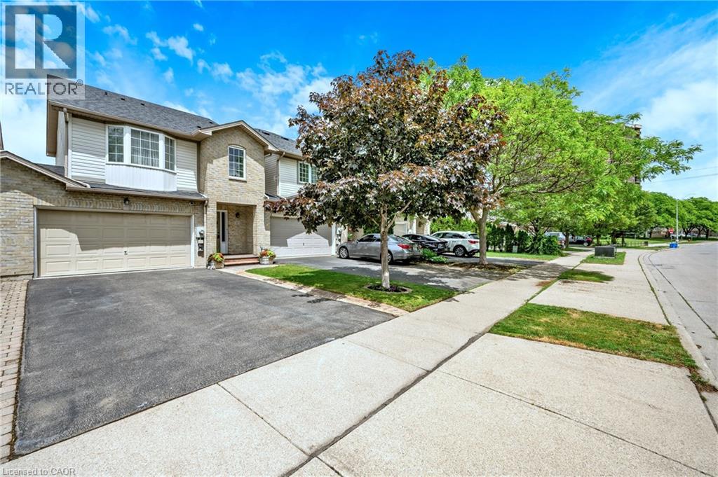 117 FRANCES Avenue, Stoney Creek, Ontario