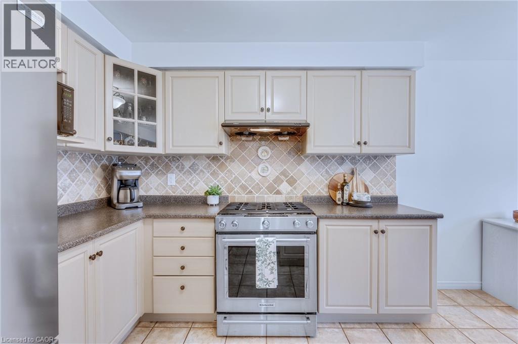 117 Frances Avenue, Stoney Creek, Ontario  L8E 6A3 - Photo 12 - 40850719