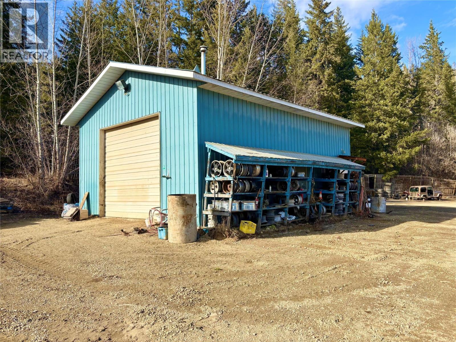 4751 5th Avenue SW, Salmon Arm, British Columbia V1E 2Y9 - Photo 12 - 10386796