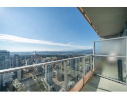 4807 13495 CENTRAL AVENUE, Surrey, British Columbia