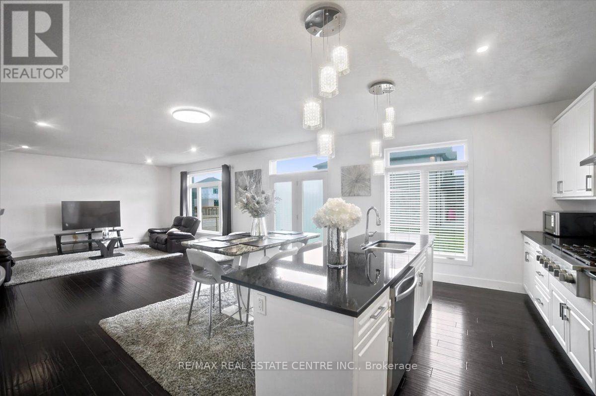 31 Ferris Boulevard, Zorra, Ontario  N0M 2M0 - Photo 10 - X13720290