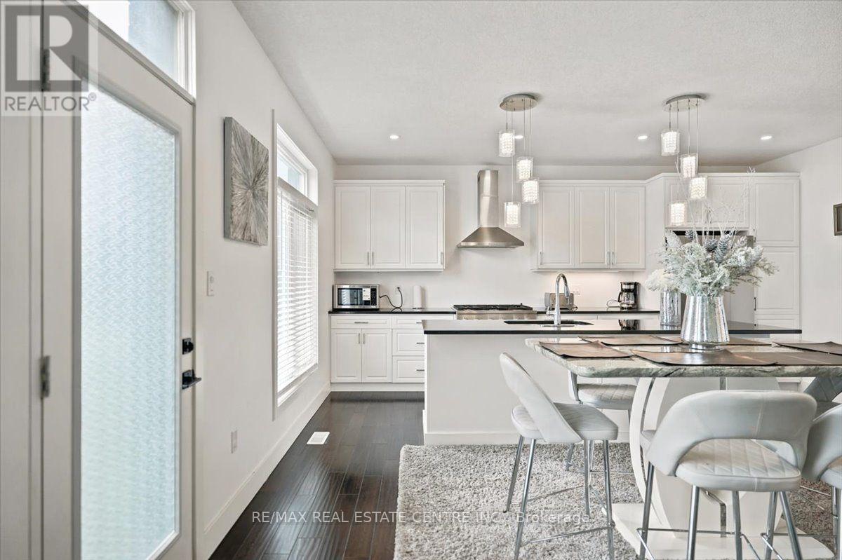 31 Ferris Boulevard, Zorra, Ontario  N0M 2M0 - Photo 12 - X13720290