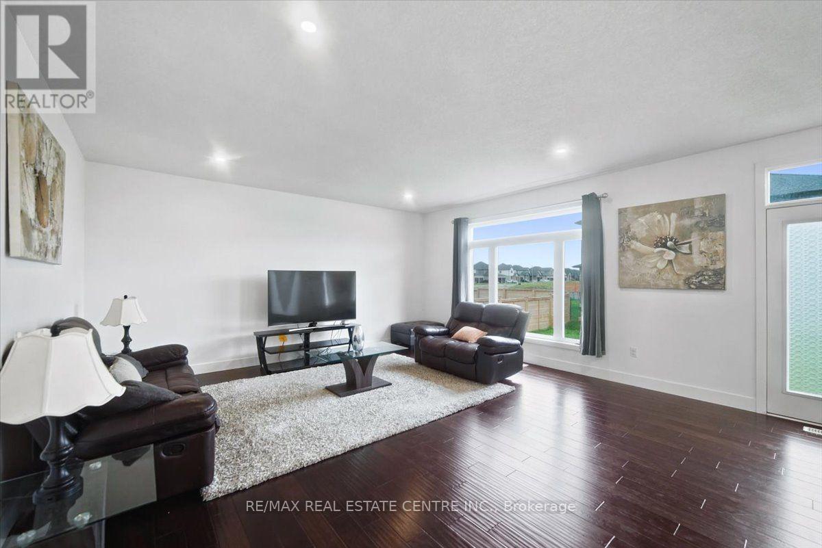 31 Ferris Boulevard, Zorra, Ontario  N0M 2M0 - Photo 15 - X13720290
