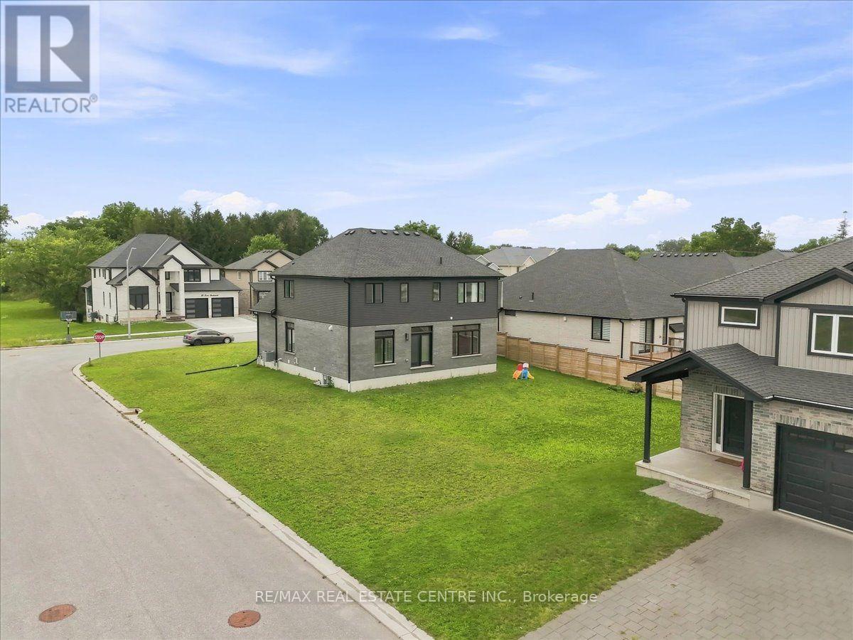 31 Ferris Boulevard, Zorra, Ontario  N0M 2M0 - Photo 46 - X13720290