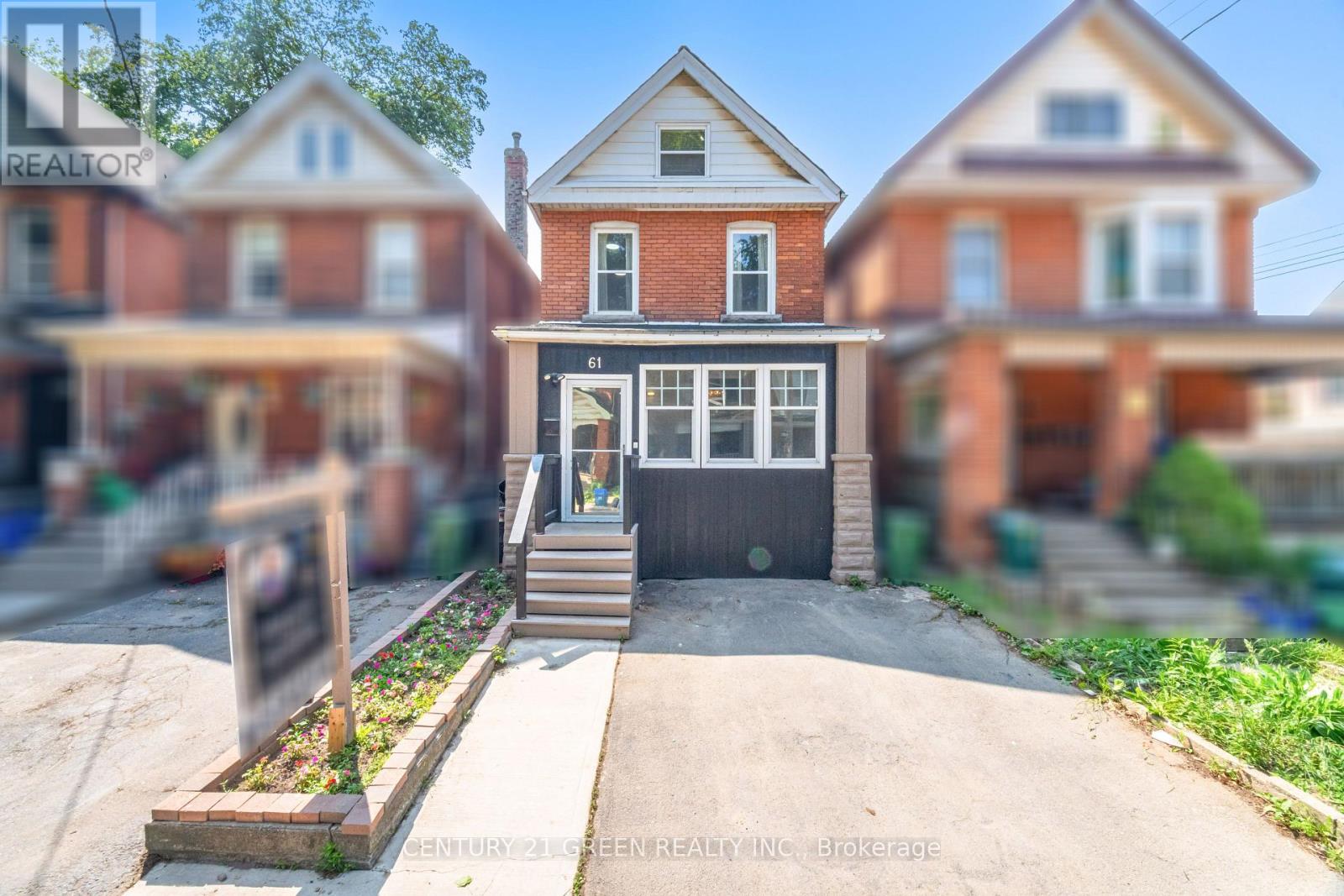 61 STIRTON STREET, Hamilton, Ontario