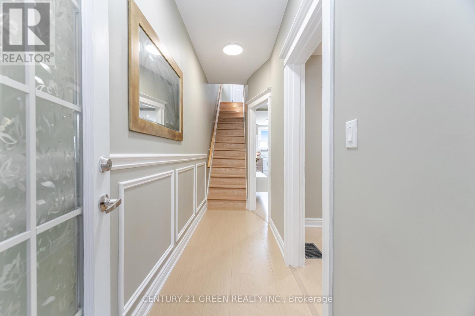 61 Stirton Street, Hamilton, Ontario  L8L 6E7 - Photo 5 - X13720326