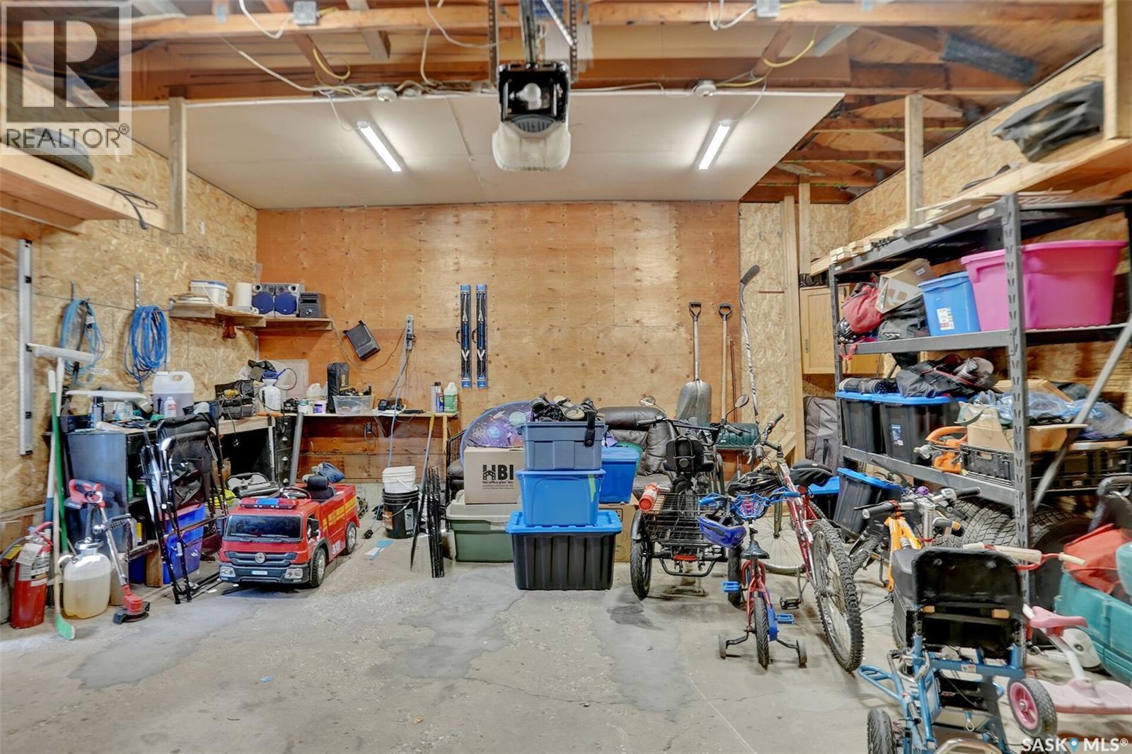 1214 Devonshire Drive N, Regina, Saskatchewan  S4X 3E1 - Photo 35 - SK046605