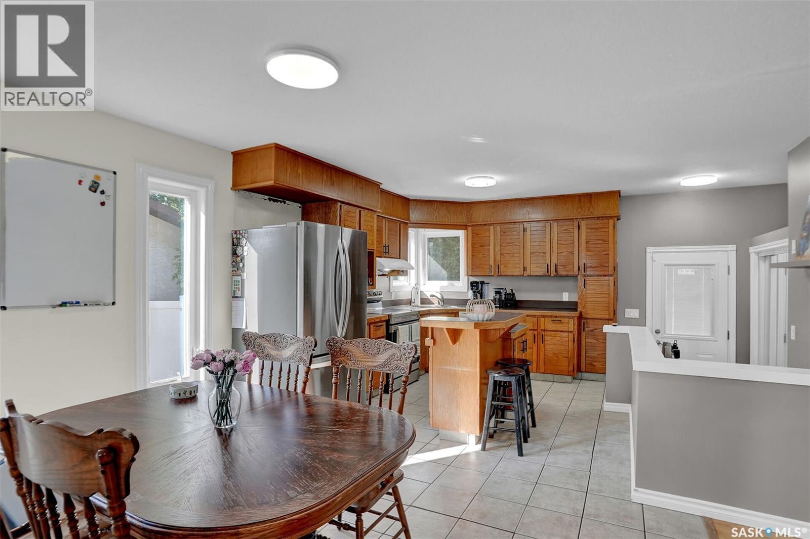 1214 Devonshire Drive N, Regina, Saskatchewan  S4X 3E1 - Photo 7 - SK046605