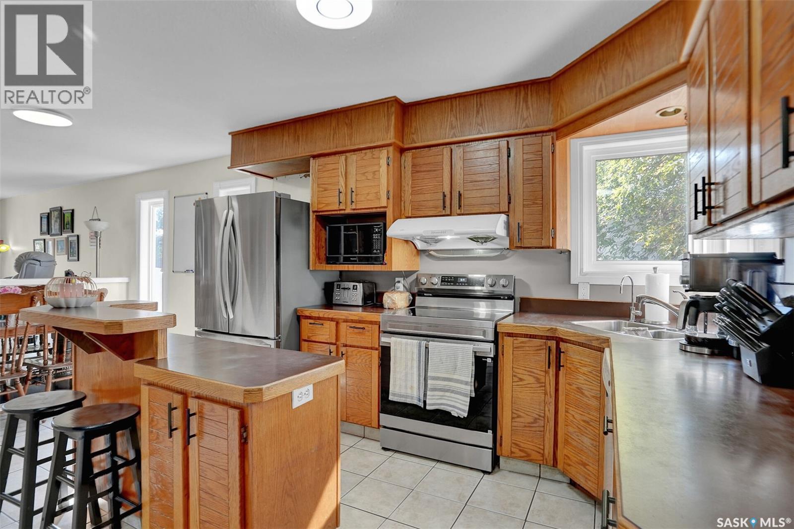 1214 Devonshire Drive N, Regina, Saskatchewan  S4X 3E1 - Photo 8 - SK046605