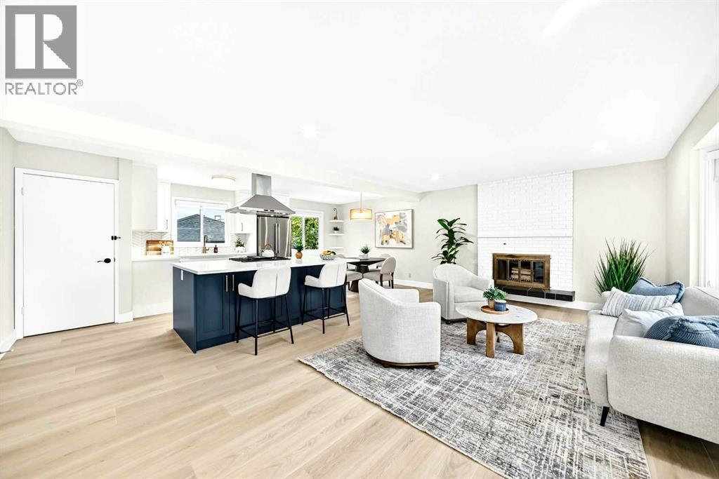 4112 19 Street NW, Calgary, Alberta  T2L 2B6 - Photo 2 - A2334776