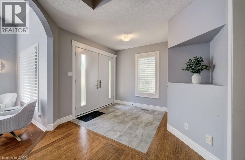 324 Edenwood Place, Waterloo, Ontario  N2T 2S2 - Photo 4 - 40858331