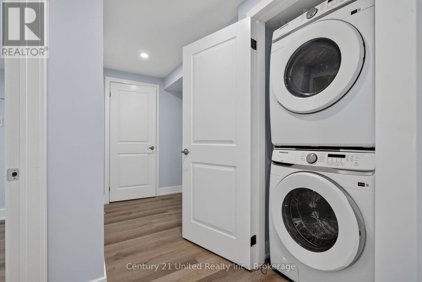 2 (Lower Level) - 1040 Suddard Avenue, Oshawa, Ontario  L1L 0V5 - Photo 17 - E13594486
