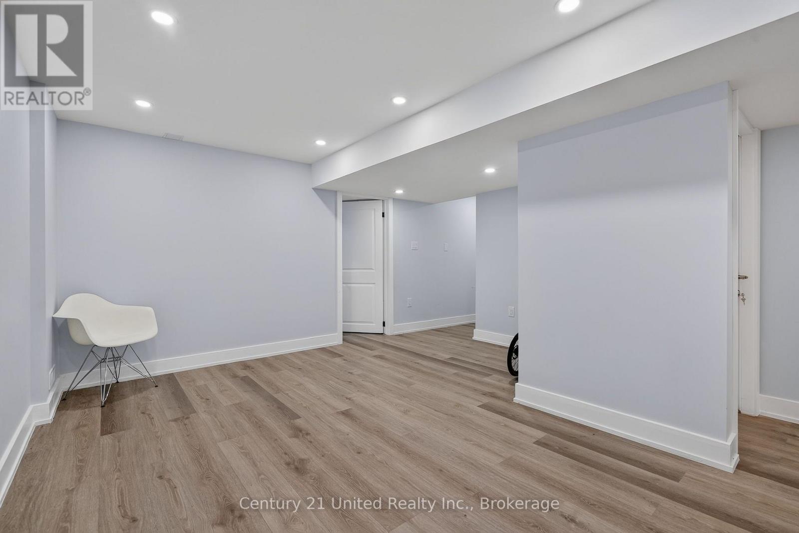 2 (Lower Level) - 1040 Suddard Avenue, Oshawa, Ontario  L1L 0V5 - Photo 10 - E13594486