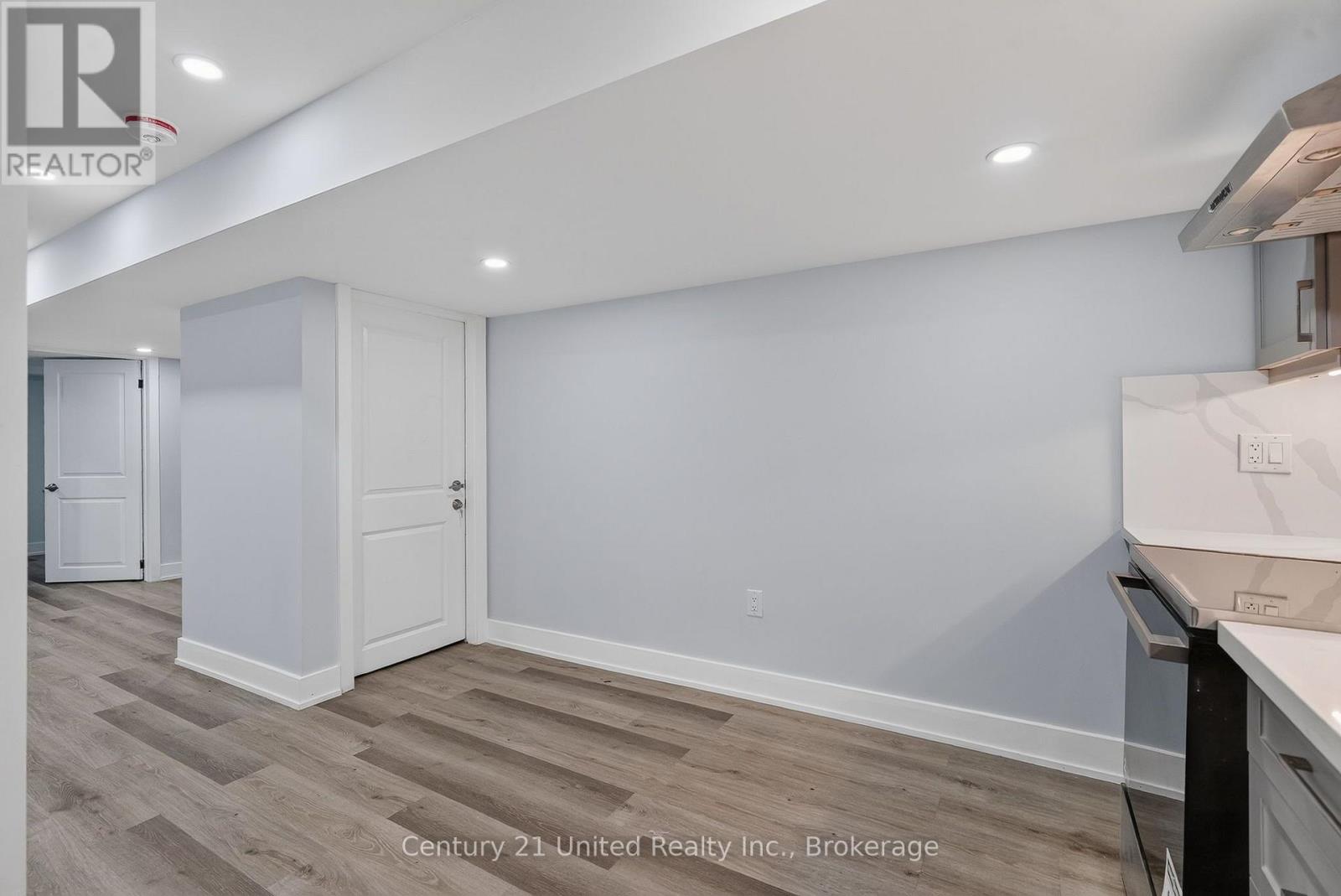 2 (Lower Level) - 1040 Suddard Avenue, Oshawa, Ontario  L1L 0V5 - Photo 16 - E13594486