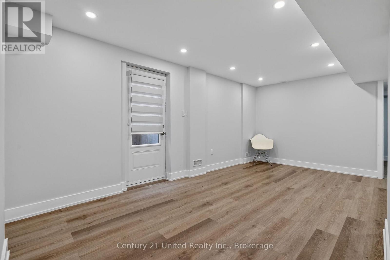 2 (Lower Level) - 1040 Suddard Avenue, Oshawa, Ontario  L1L 0V5 - Photo 3 - E13594486