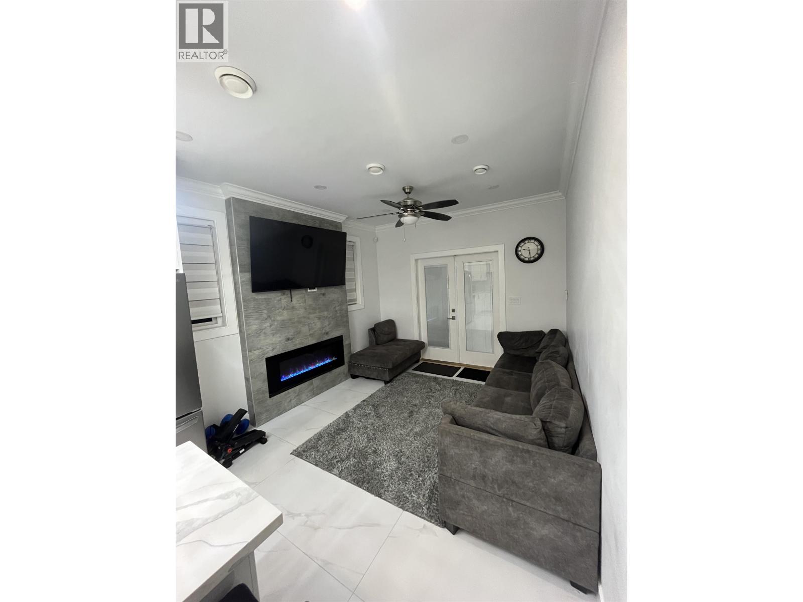 1006 Salter Street, New Westminster, British Columbia  V3M 5A6 - Photo 8 - R3152979