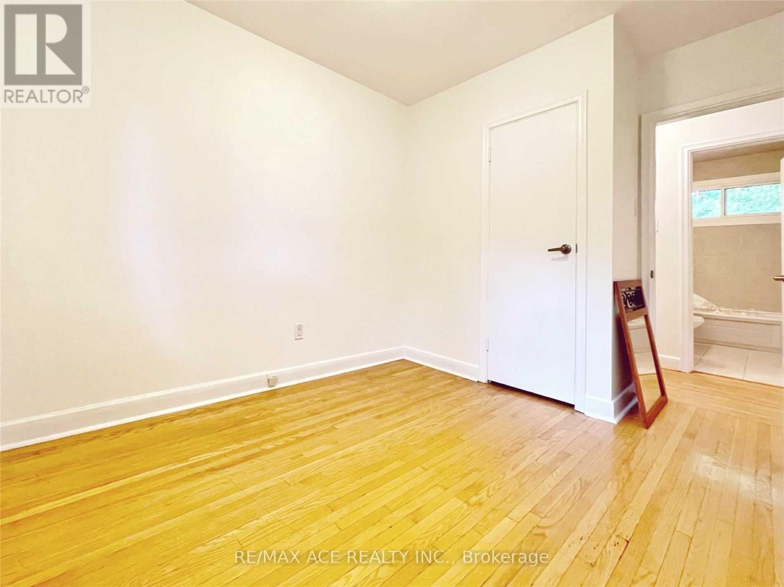 Main - 246 Horsham Avenue, Toronto, Ontario  M2N 2A6 - Photo 15 - C13720348