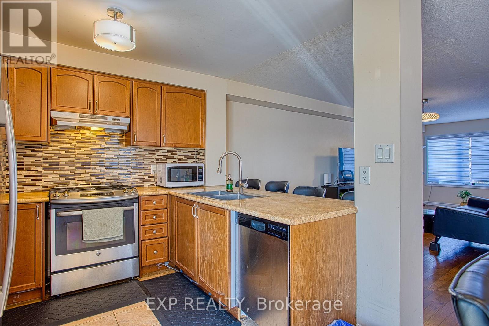 61 Mayland Trail, Hamilton, Ontario  L8J 0G4 - Photo 11 - X13720346