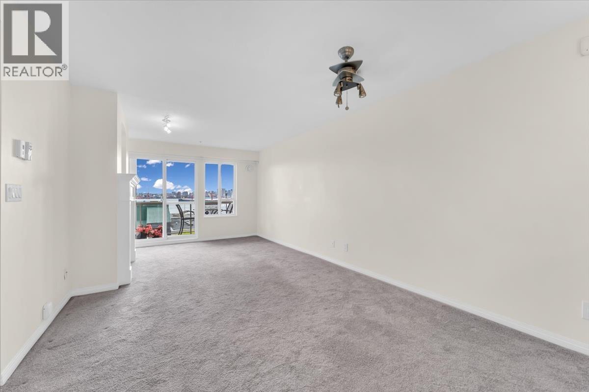 208 333 E 1st Street, North Vancouver, British Columbia V7L 4W9 - Photo 4 - R3159524