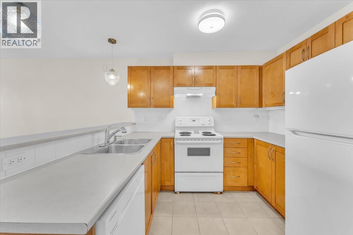 208 333 E 1st Street, North Vancouver, British Columbia V7L 4W9 - Photo 6 - R3159524
