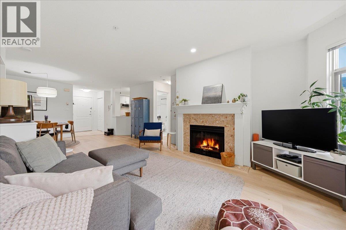 411 2059 Chesterfield Avenue, North Vancouver, British Columbia V7M 2P4 - Photo 4 - R3159541