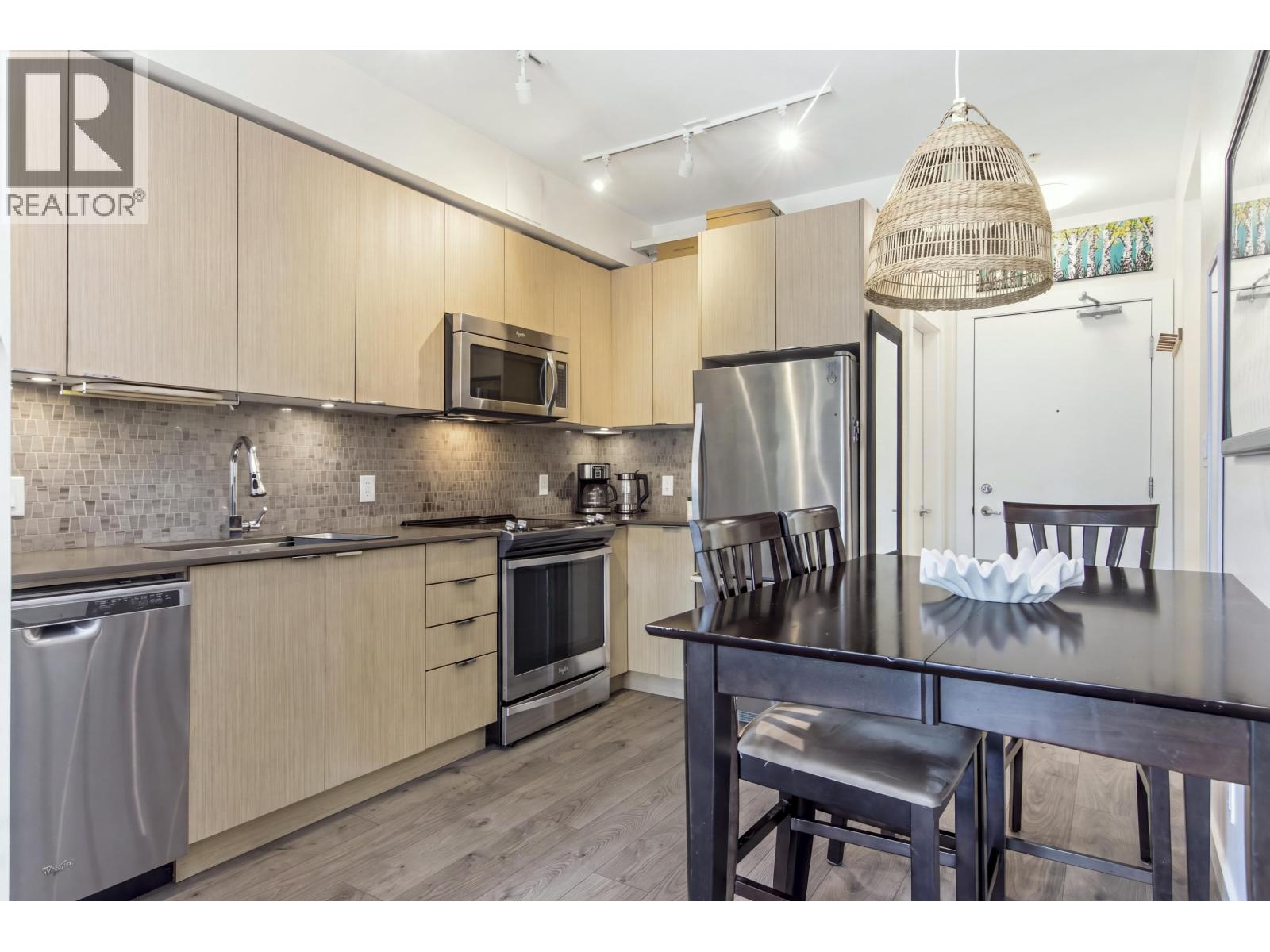 310 1150 Bailey Street, Squamish, British Columbia V8B 0R4 - Photo 3 - R3159544