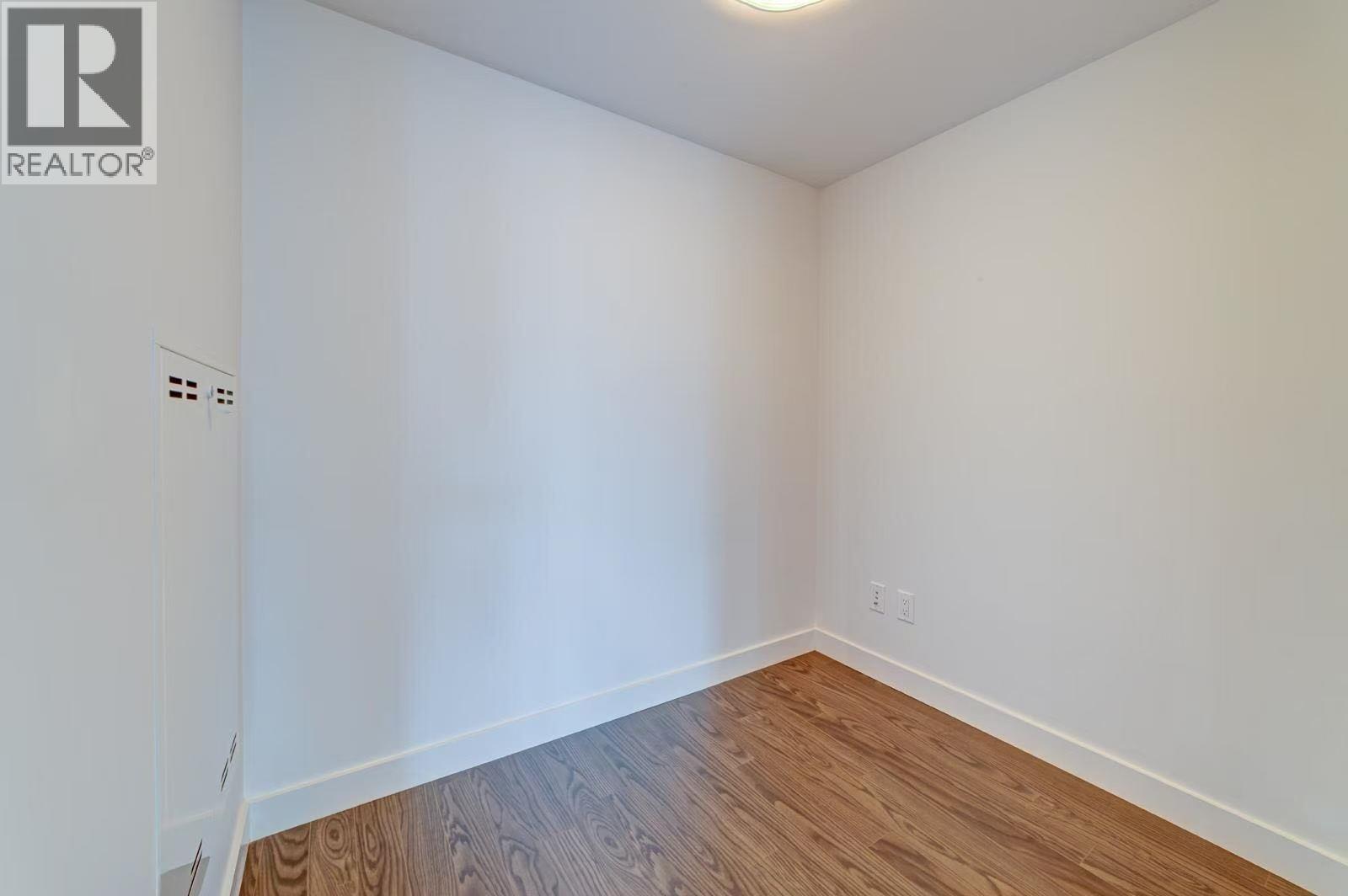 8031 Nunavut Lane, Vancouver, British Columbia V5X 0C9 - Photo 4 - R3159546