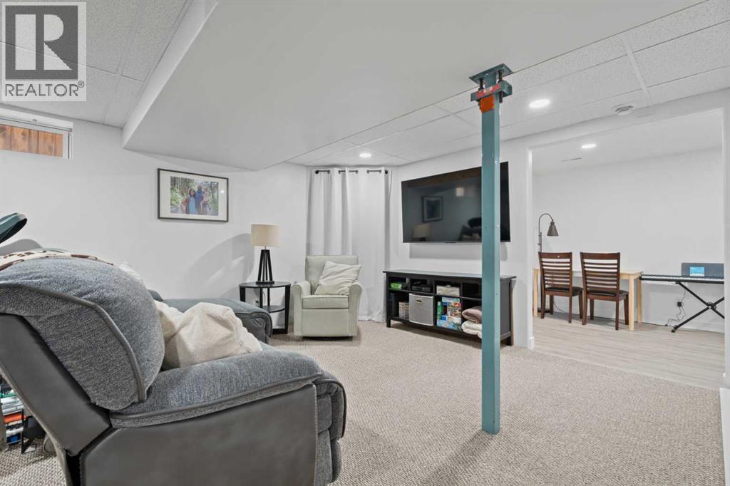 31 Mt Aberdeen Grove SE, Calgary, Alberta  T2Z 3N6 - Photo 38 - A2331030