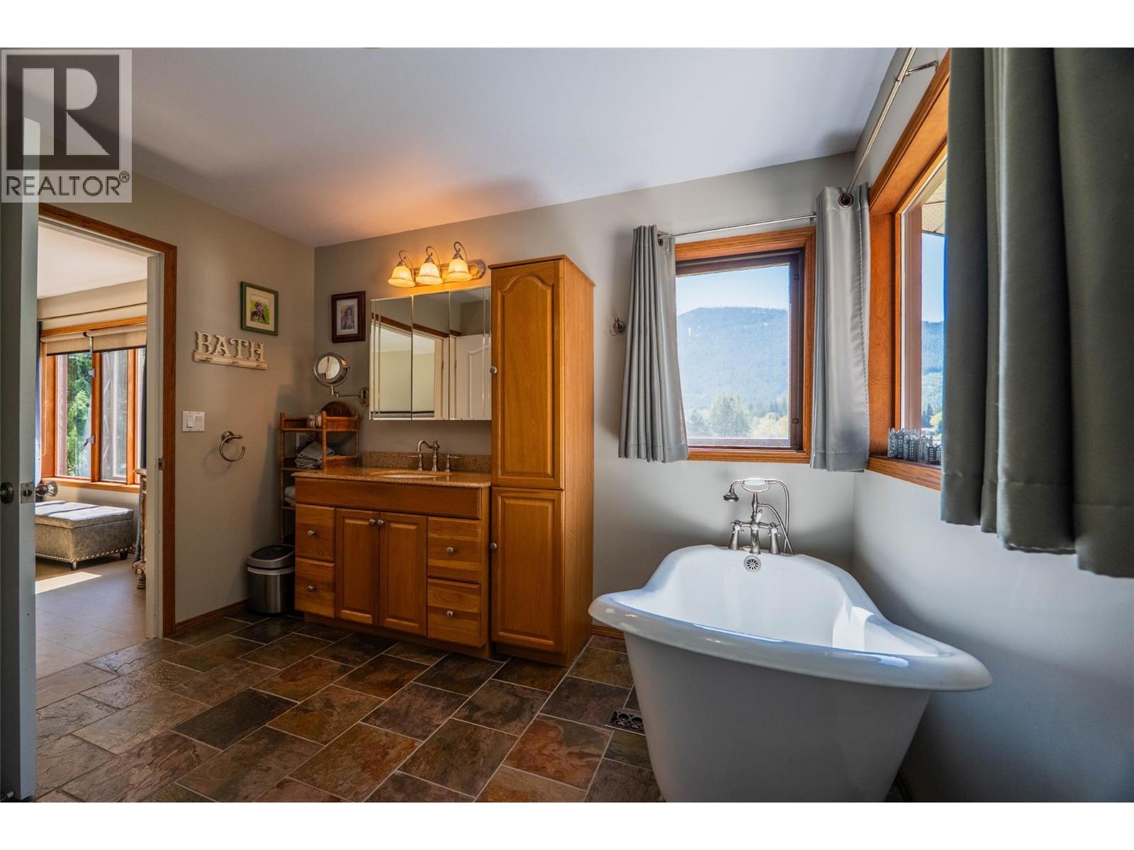 6158 Redfish Road, Nelson, British Columbia  V1L 6M9 - Photo 29 - 10383770