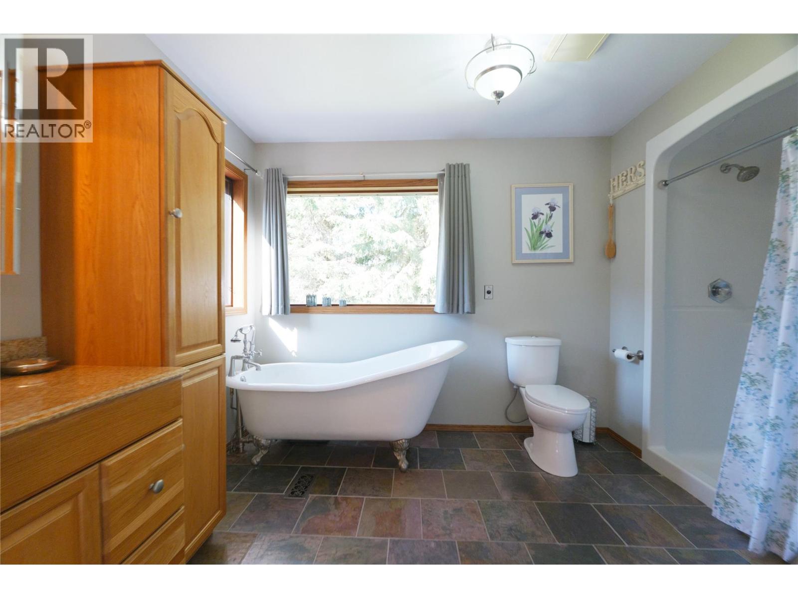 6158 Redfish Road, Nelson, British Columbia  V1L 6M9 - Photo 28 - 10383770