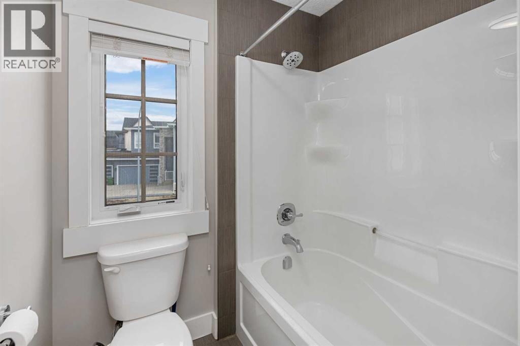 45 Rockcliff Heights NW, Calgary, Alberta  T3G 0C7 - Photo 33 - A2324286