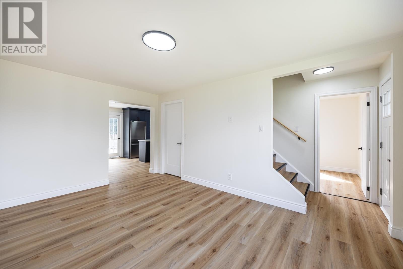 348 First Ave, Sault Ste. Marie, Ontario  P6C 4P1 - Photo 10 - SM262346