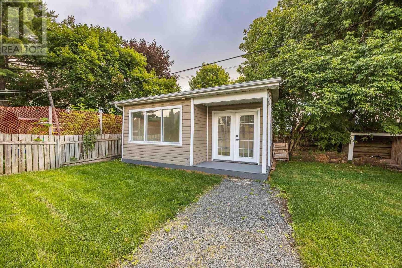 348 First Ave, Sault Ste. Marie, Ontario  P6C 4P1 - Photo 24 - SM262346