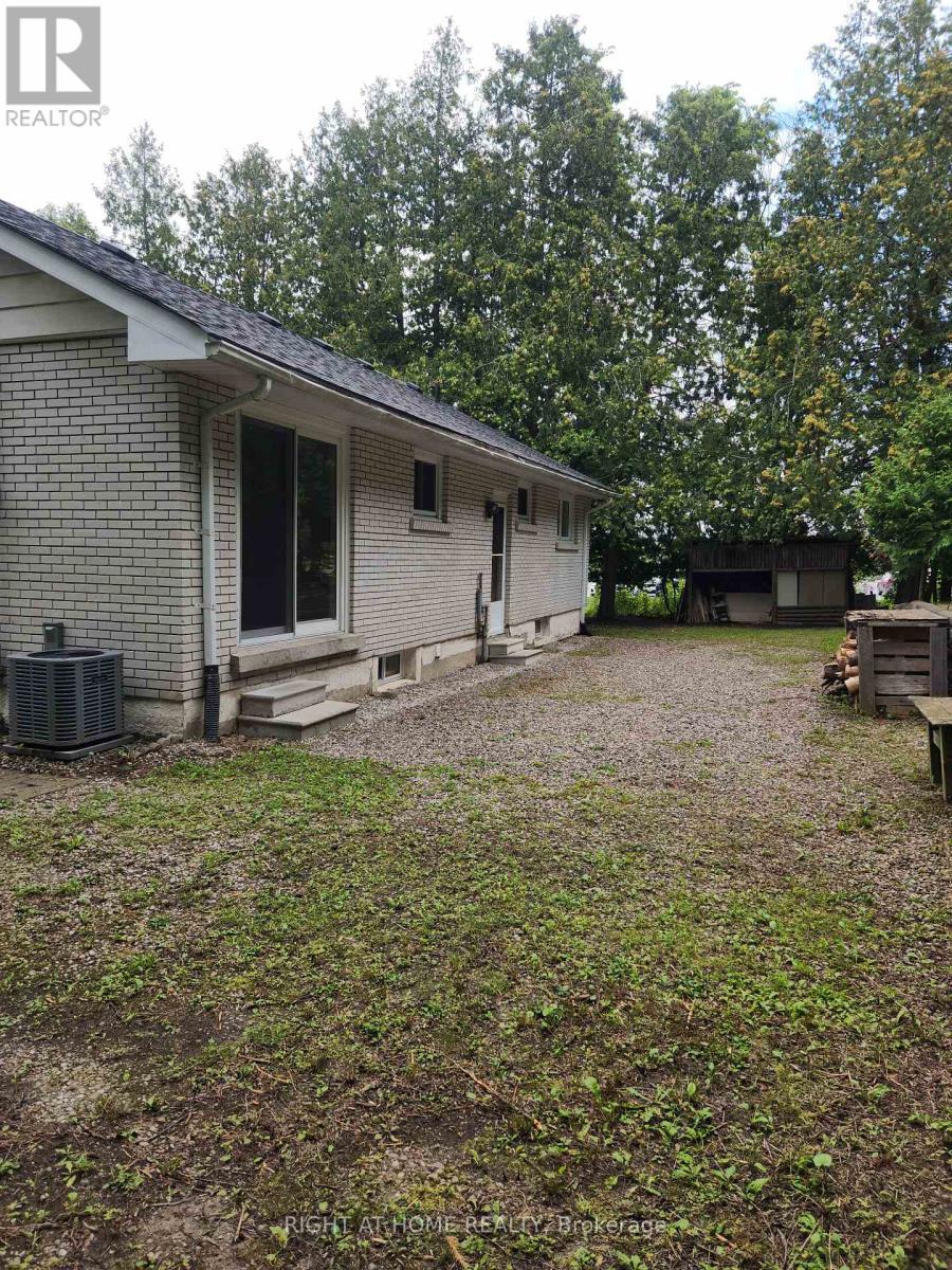 1023 Carson Road, Springwater, Ontario  L4M 4S5 - Photo 2 - S13712266