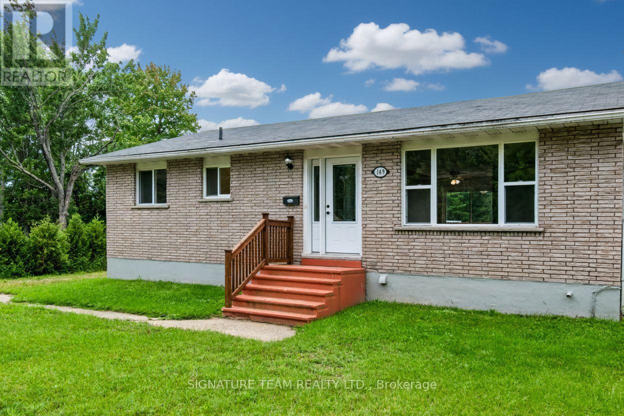 189 Schwanz Road, Petawawa, Ontario K8H 1Y6 - Photo 2 - X13720388