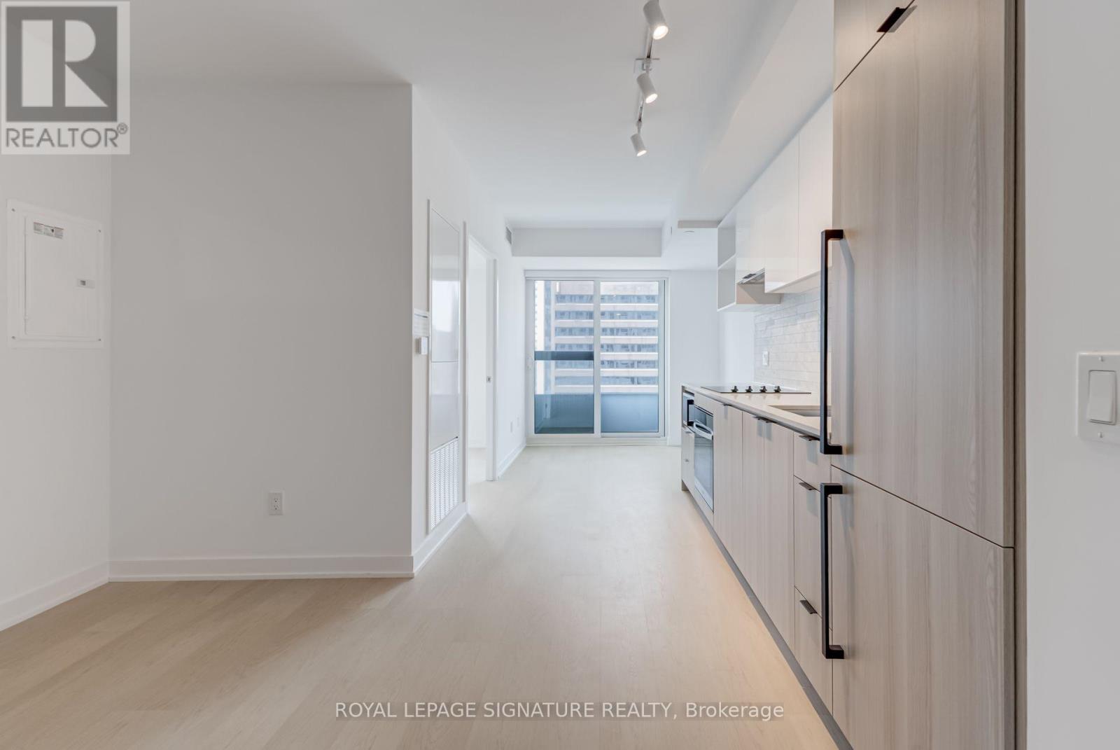 1201 - 252 Church Street, Toronto, Ontario  M5B 0E6 - Photo 3 - C13720424