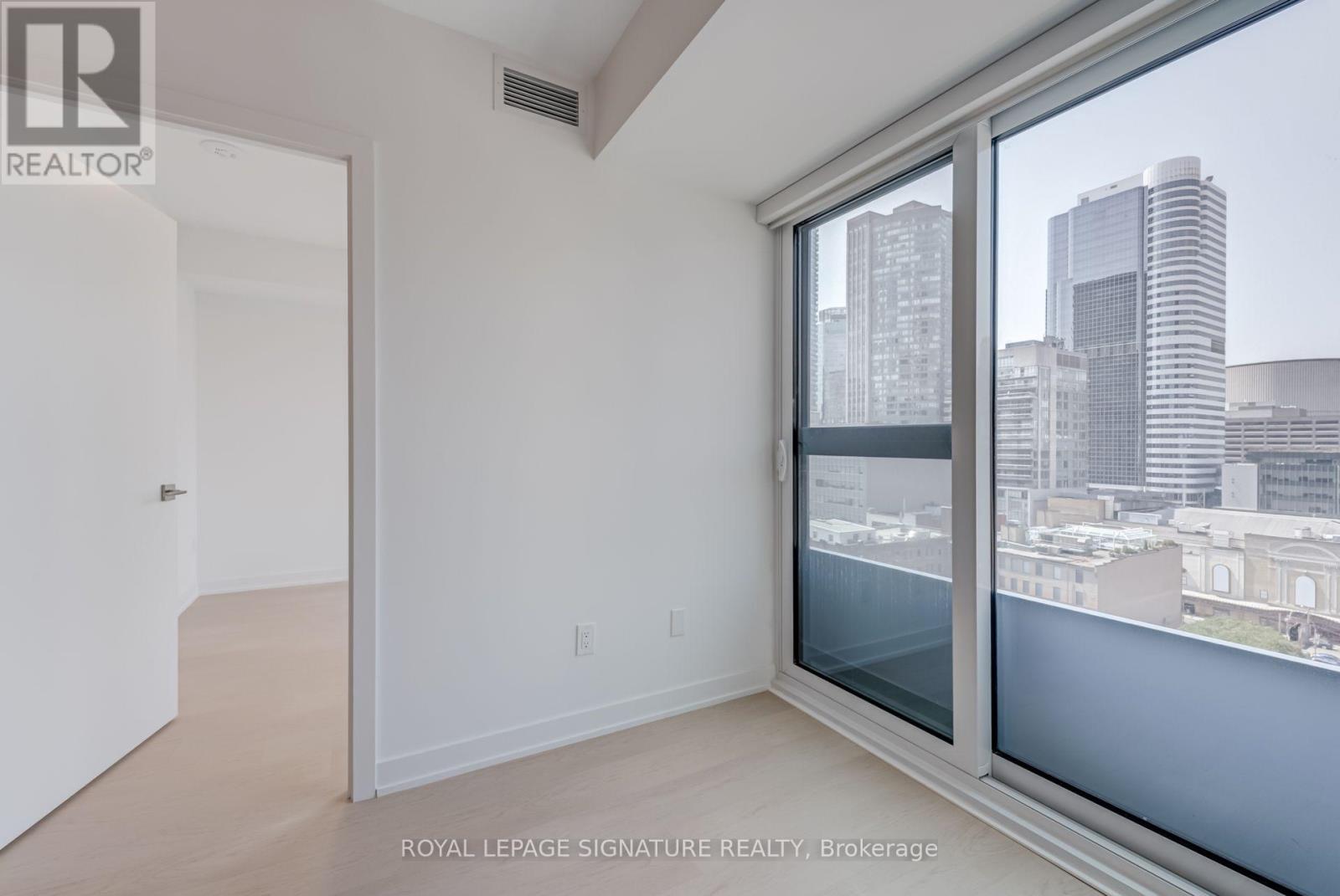 1201 - 252 Church Street, Toronto, Ontario  M5B 0E6 - Photo 4 - C13720424
