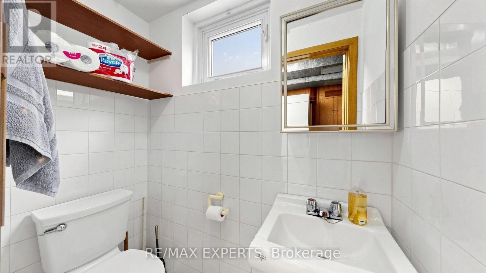 145 Gloucester Grove, Toronto, Ontario  M6C 2A9 - Photo 38 - C13720438