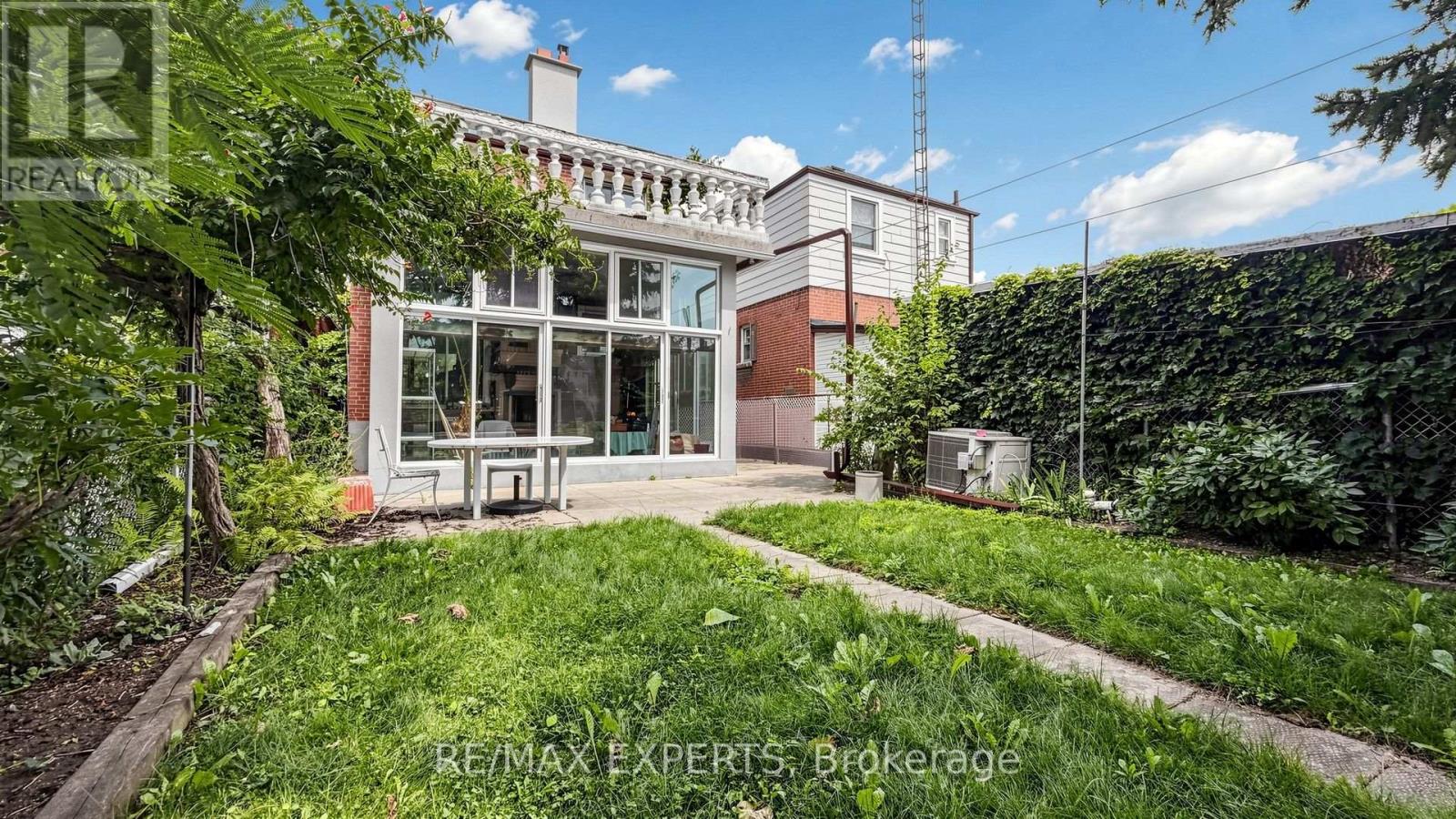 145 Gloucester Grove, Toronto, Ontario  M6C 2A9 - Photo 47 - C13720438
