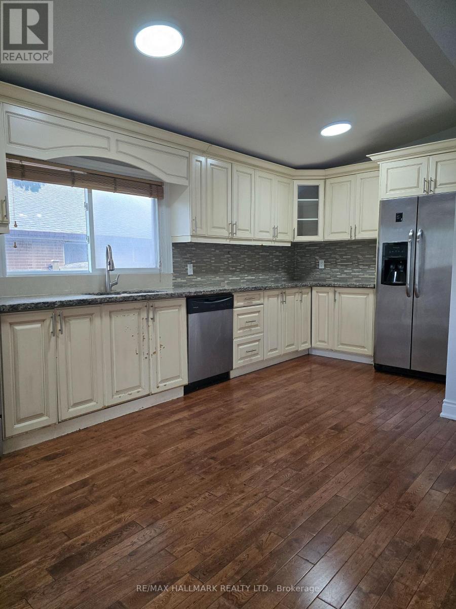 Upper Portion - 53 Billington Crescent, Toronto, Ontario  M3A 2G7 - Photo 10 - C13720454