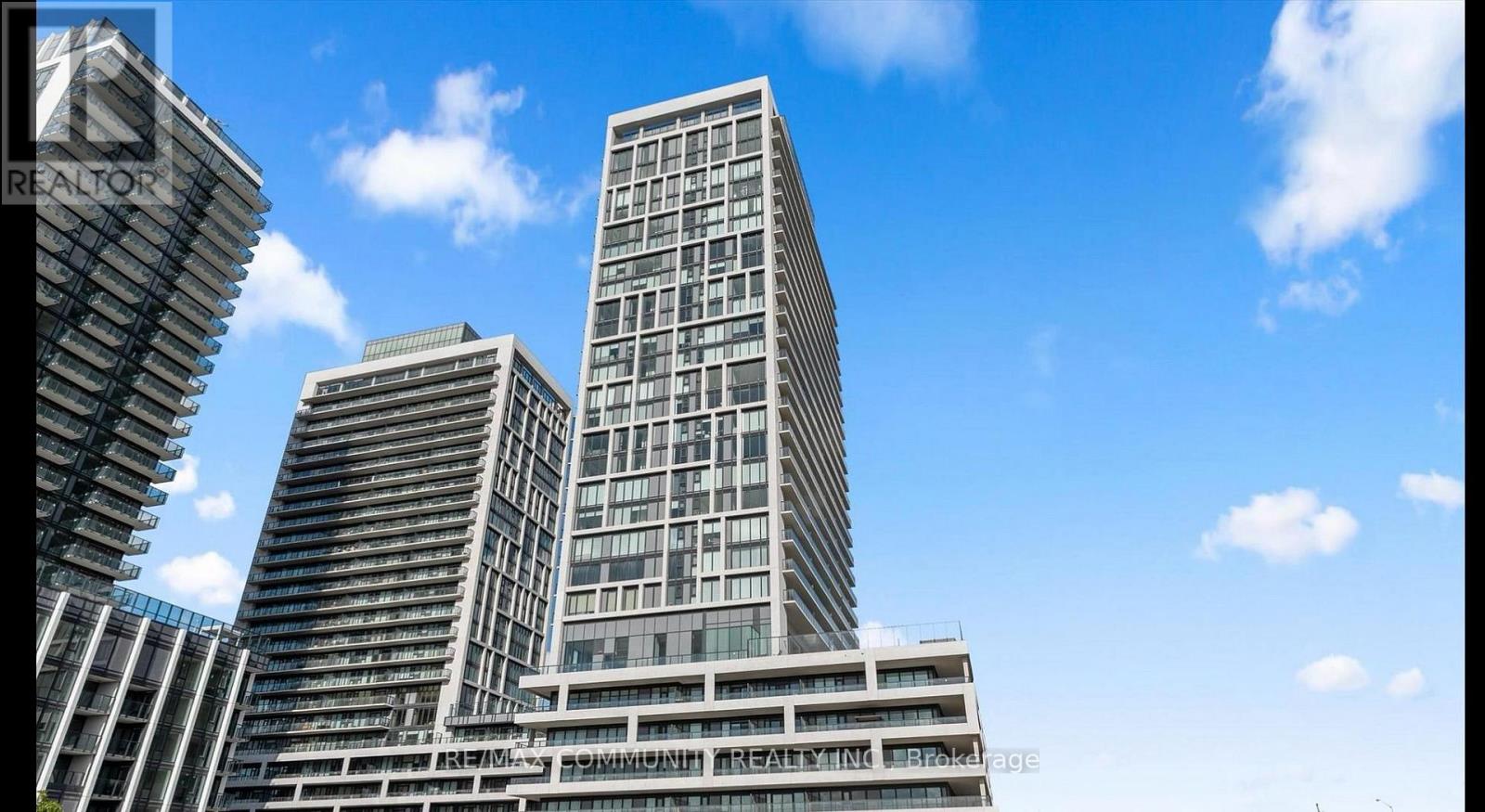 302 - 8960 JANE STREET, Vaughan, Ontario