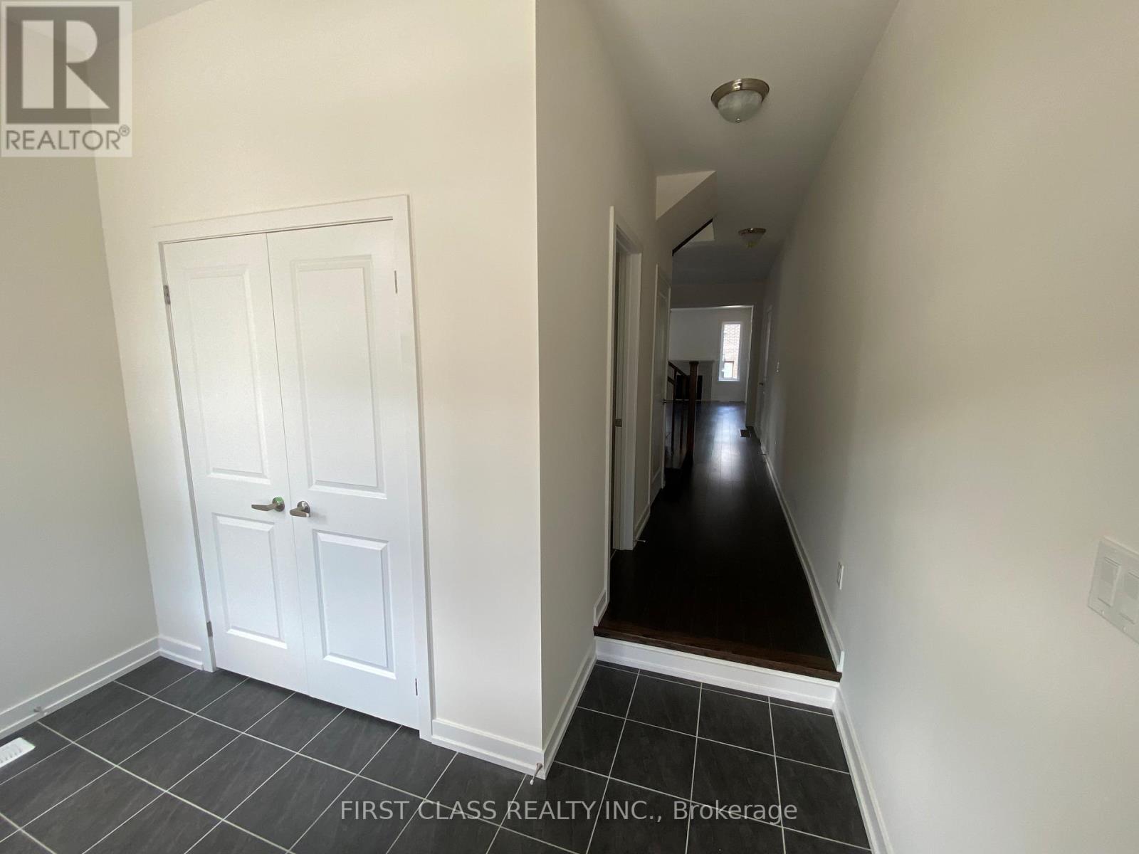 52 Mallery Street, Richmond Hill, Ontario L4S 0J1 - Photo 2 - N13720434