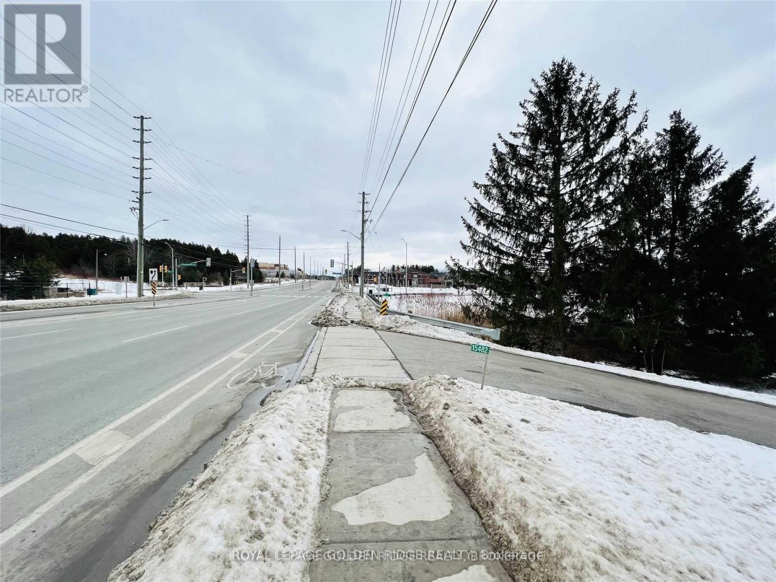 15482 Leslie Street, Aurora, Ontario  L4G 7C4 - Photo 2 - N13720446