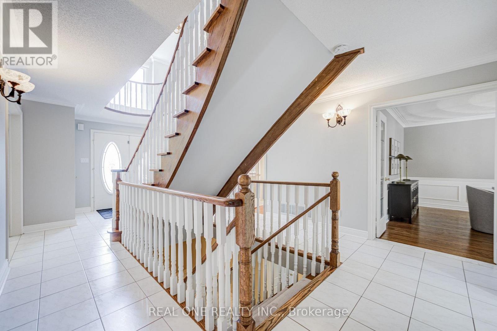 2025 Burbank Drive, Mississauga, Ontario  L5L 2T6 - Photo 12 - W13720412