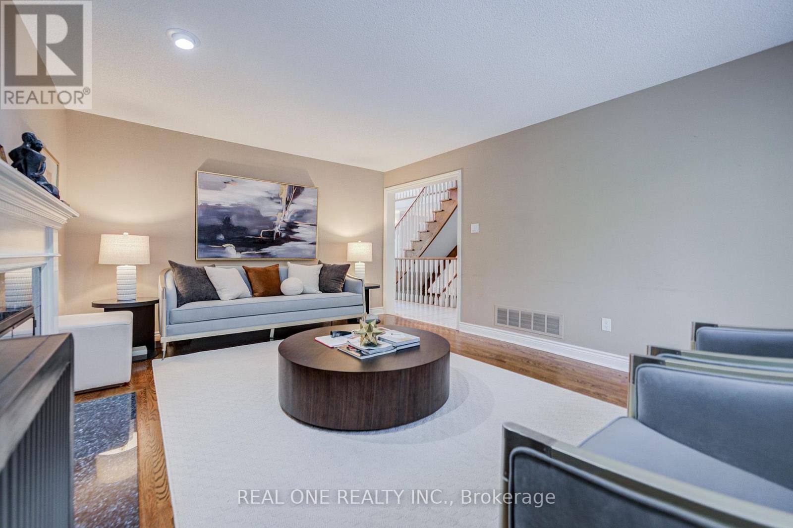 2025 Burbank Drive, Mississauga, Ontario  L5L 2T6 - Photo 24 - W13720412